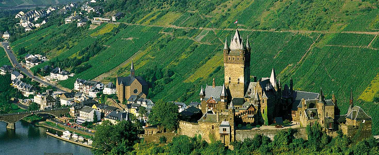 Castle along the river in Cochem
