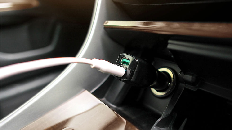 usb plugged into car socket