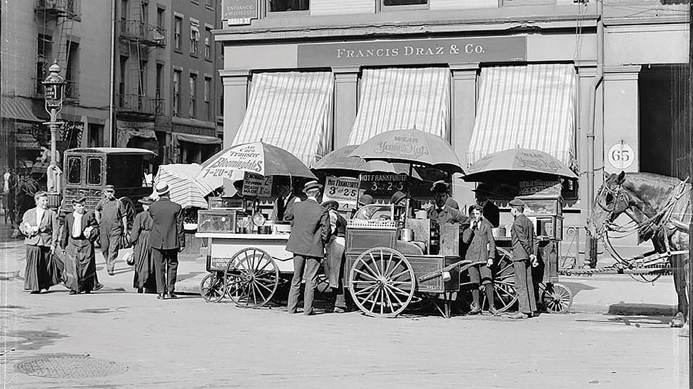 Lunch carts in NYC 1906