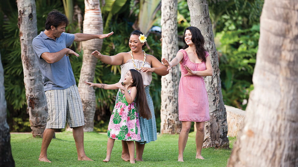 Family hula lessons in Hawaii